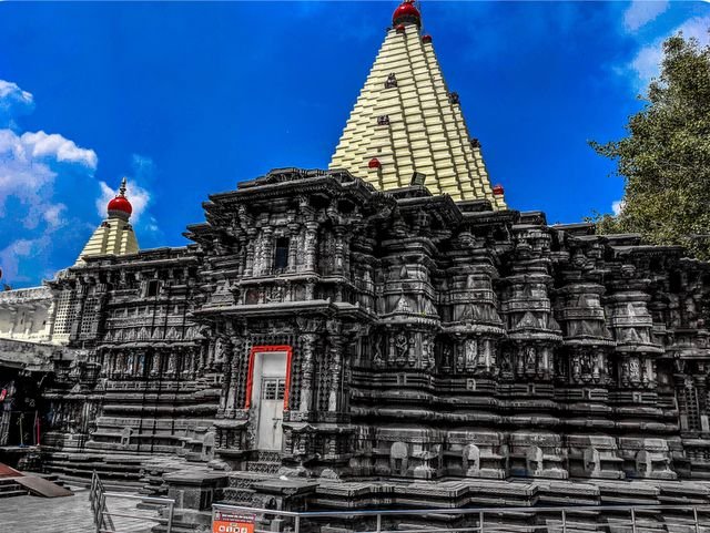 Shri Mahalaxmi Ambabai Temple